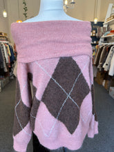 Load image into Gallery viewer, Argyle Pink Jumper
