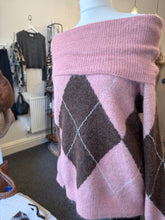Load image into Gallery viewer, Argyle Pink Jumper
