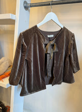 Load image into Gallery viewer, Puff Sleeve Velvet Jacket
