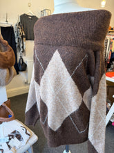 Load image into Gallery viewer, Argyle Brown Jumper
