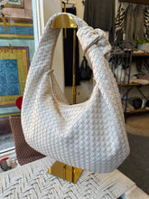 Load image into Gallery viewer, Cream Weave Bag
