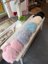 Load image into Gallery viewer, Faux Fur Slippers
