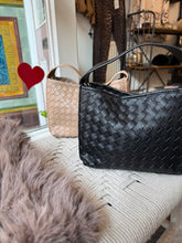 Load image into Gallery viewer, Black Weave Bag
