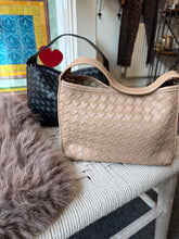 Load image into Gallery viewer, Black Weave Bag
