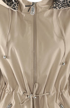 Load image into Gallery viewer, Leopard Print Raincoat
