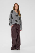 Load image into Gallery viewer, Grey / Black Pattern Jumper
