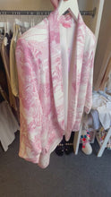 Load and play video in Gallery viewer, Pink / White Blazer
